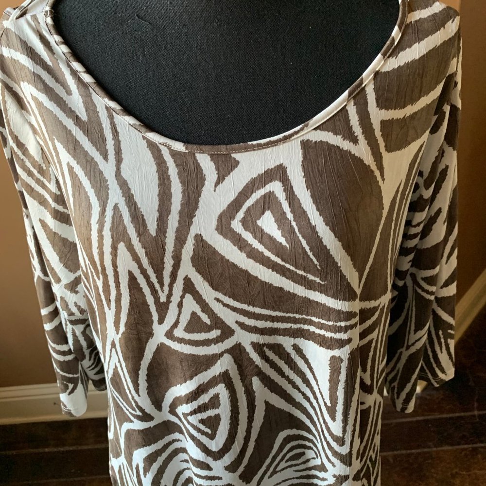 Printed Tunic Top - Picture 2 of 6